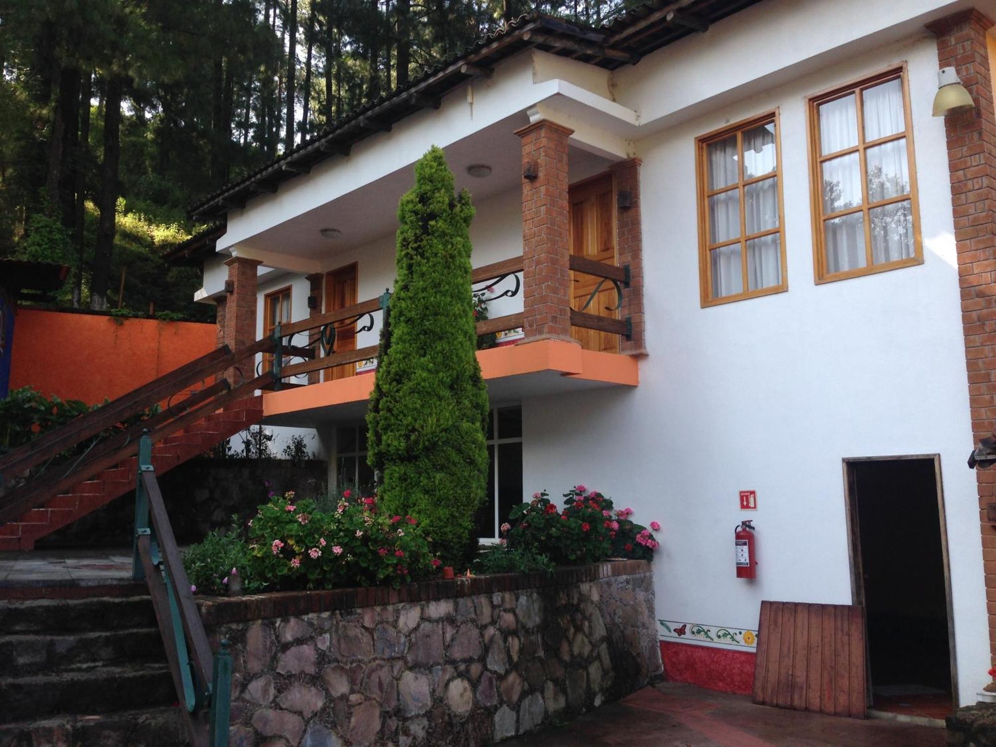 Plaza Don Gabino Hotel Y Restaurante Mineral de Angangueo 외부 사진